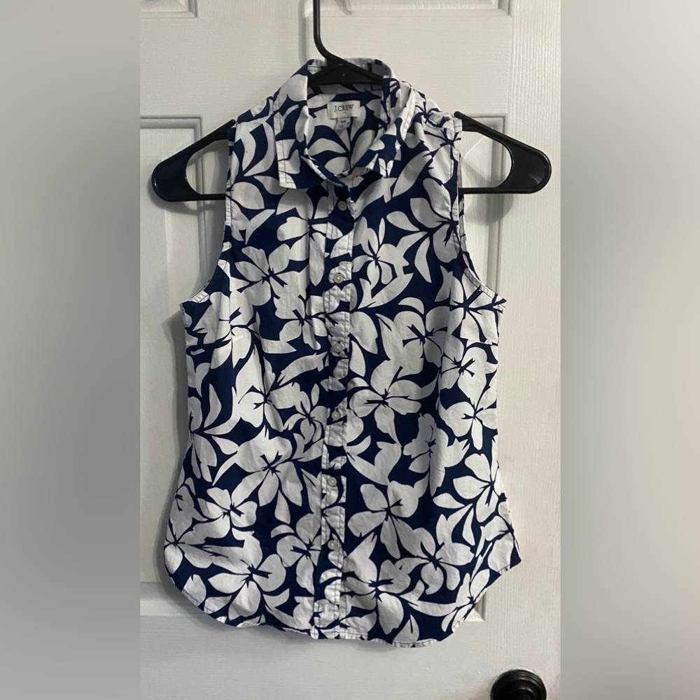 J. Crew Sleeveless Blue and White Floral Button-Down Shirt